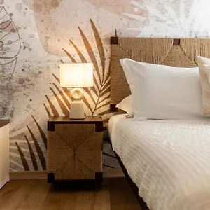 https://cadamare-charming-rooms-in-portovenere.hotelitalianriviera.com